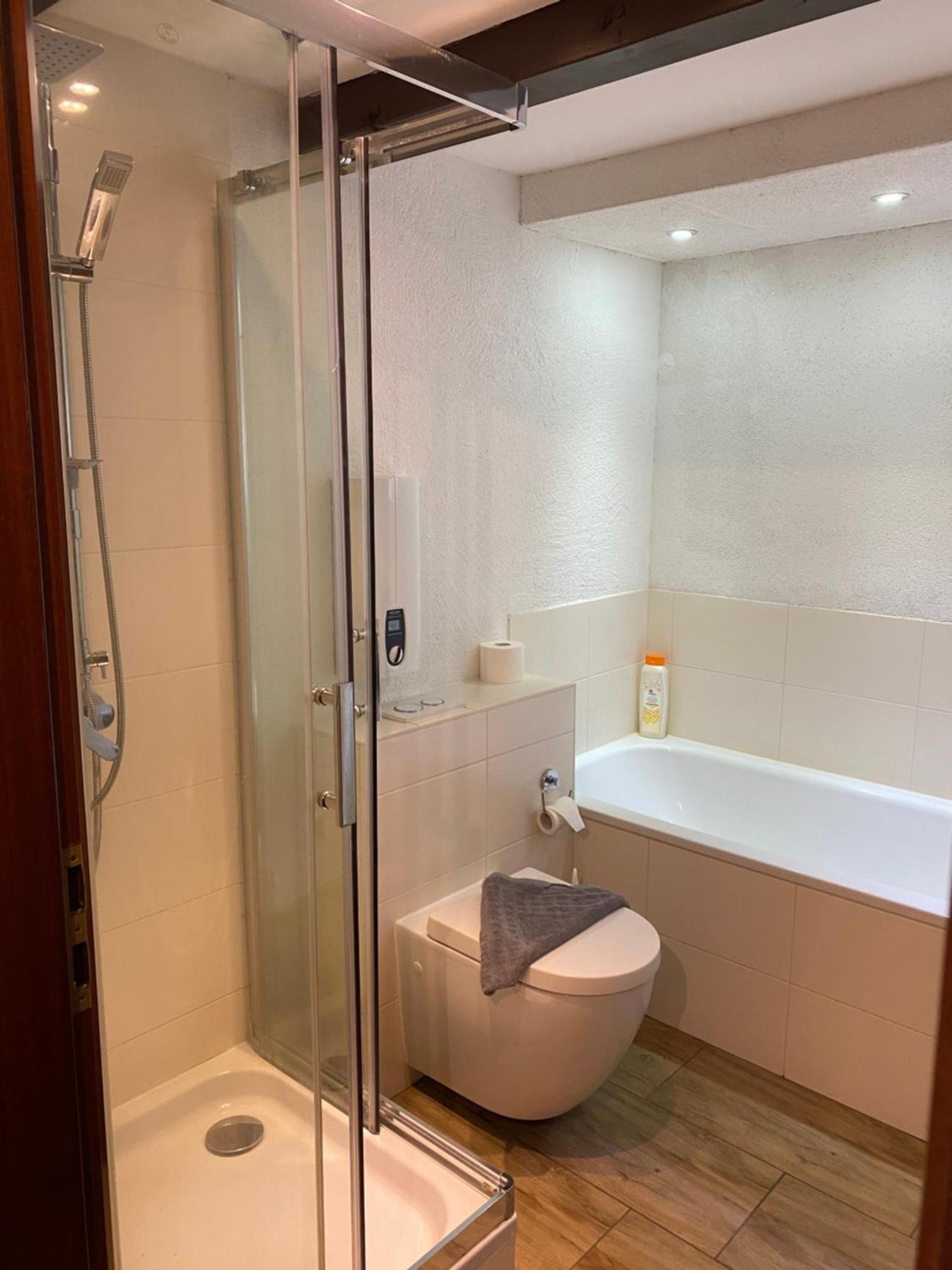 Ferienwohnung-Goldener Winkel Holzminden Esterno foto